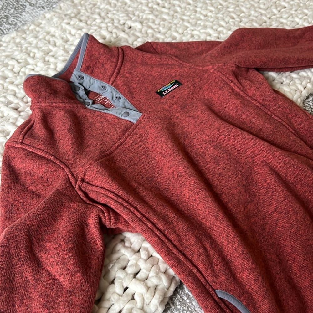 Like New Llbean Red Pull Over With Button Snaps - image 4